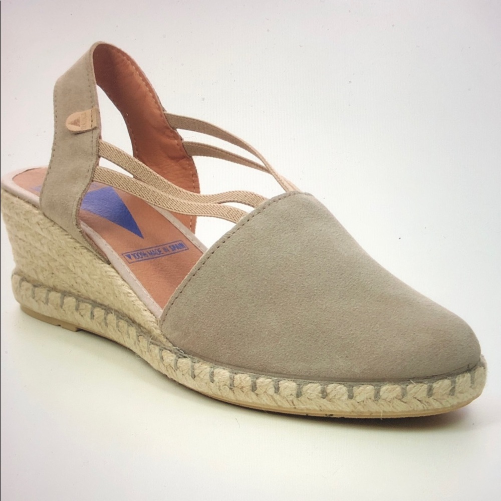 Verbenas Maika Serrano Suede Espadrille Wedge Sandals Size 9 Taupe